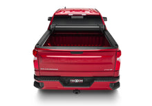 Load image into Gallery viewer, Truxedo 20-21 GMC Sierra &amp; Chevrolet Silverado 1500 (New Body) w/CarbonPro 5ft 9in Sentry Bed Cove