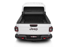 Load image into Gallery viewer, Truxedo 2020 Jeep Gladiator 5ft Sentry CT Bed Cover