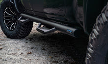 Load image into Gallery viewer, Lund 15-17 Chevy Colorado Crew Cab Terrain HX Step Nerf Bars - Black