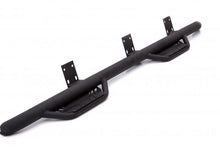 Load image into Gallery viewer, Lund 15-17 Chevy Colorado Crew Cab Terrain HX Step Nerf Bars - Black
